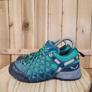 Salewa Wildfire S GTX Shoes Womens 7 Green Gore-Tex Vibram Hiking Sneakers